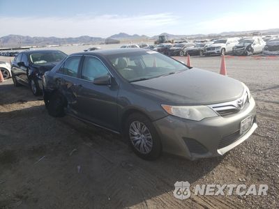 Czwarte zdjęcie samochodu z boku: 2014 TOYOTA CAMRY L VIN:4T4BF1FK4ER370746 - miniatura