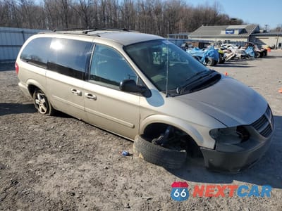 Czwarte zdjęcie samochodu z boku: 2006 DODGE GRAND CARAVAN SXT VIN:2D4GP44L66R825631 - miniatura