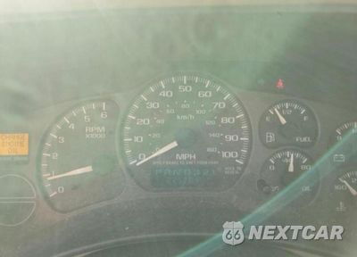 Zdjęcie 8 z 10 samochodu: 2001 CHEVROLET SUBURBAN C1500 VIN:3GNEC16T01G289356 - miniatura
