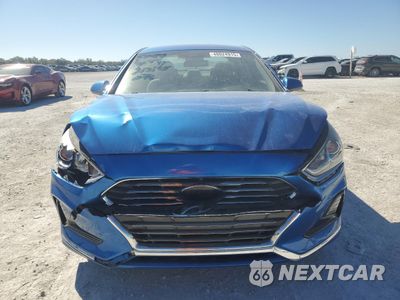 Piąte zdjęcie samochodu w środku: 2019 HYUNDAI SONATA SE VIN:5NPE24AF8KH755400 - miniatura