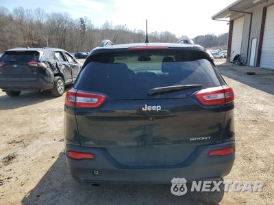 Zdjęcie 6 z 15 samochodu: 2017 JEEP CHEROKEE SPORT VIN:1C4PJLAB5HW592131 - miniatura