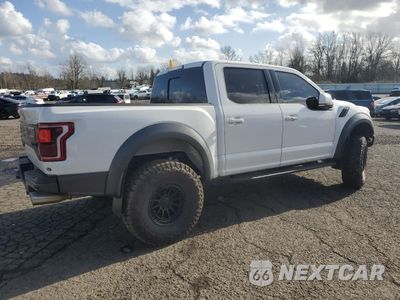 Trzecie zdjęcie samochodu z tyłu: 2017 FORD F150 RAPTOR VIN:1FTFW1RG7HFA67136 - miniatura