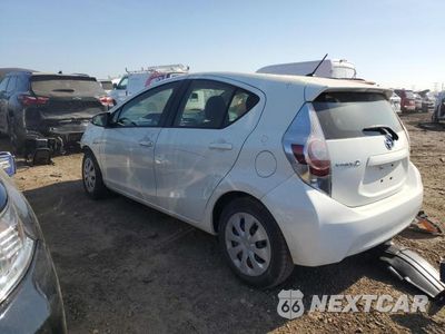 Drugie zdjęcie samochodu z przodu: 2014 TOYOTA PRIUS C VIN:JTDKDTB33E1076349 - miniatura