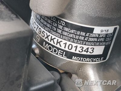 Zdjęcie 9 z 10 samochodu: 2019 HONDA GL1800 D VIN:JH2SC795XKK101343 - miniatura