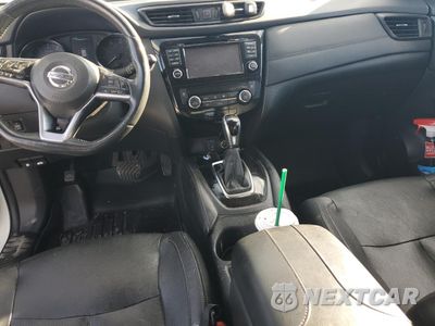 Zdjęcie 8 z 12 samochodu: 2017 NISSAN ROGUE S VIN:5N1AT2MT1HC731084 - miniatura