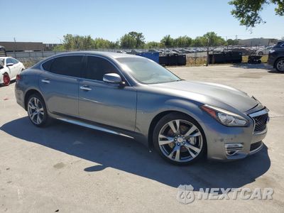 Czwarte zdjęcie samochodu z boku: 2016 INFINITI Q70L 3.7 VIN:JN1BY1PP6GM630721 - miniatura