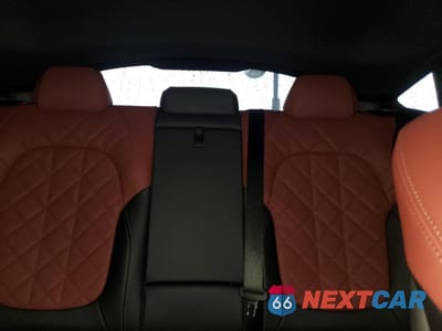 Zdjęcie 10 z 16 samochodu: 2025 BMW X6 XDRIVE40I VIN:5UX33EX00S9Y21068 - miniatura