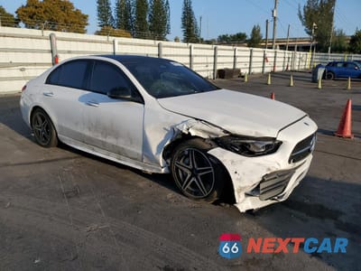 Czwarte zdjęcie samochodu z boku: 2024 MERCEDES-BENZ C 300 VIN:W1KAF4GB2RR230221 - miniatura