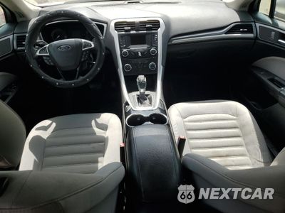Zdjęcie 8 z 13 samochodu: 2014 FORD FUSION S VIN:1FA6P0G73E5371582 - miniatura