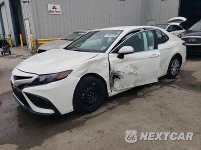 2024 TOYOTA CAMRY LE 4T1C31AKXRU625775 - główne zdjęcie licytacji z USA - miniatura