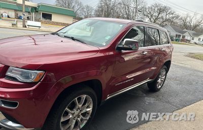 Drugie zdjęcie samochodu z przodu: 2014 JEEP GRAND CHEROKEE SUMMIT VIN:1C4RJFJM7EC375043 - miniatura