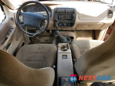 Zdjęcie 8 z 15 samochodu: 1998 FORD EXPLORER VIN:1FMYU22X9WUB72876 - miniatura