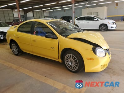 Czwarte zdjęcie samochodu z boku: 2003 DODGE NEON R/T VIN:1B3ES76F33D240713 - miniatura
