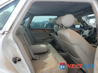 Zdjęcie 10 z 12 samochodu: 1999 JAGUAR XJ8 VIN:SAJHX1048XC861105 - miniatura
