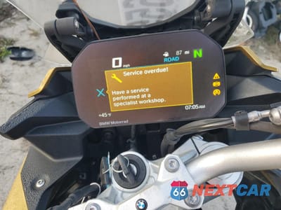 Zdjęcie 7 z 9 samochodu: 2020 BMW F 900 XR VIN:WB10K2301LZ779939 - miniatura
