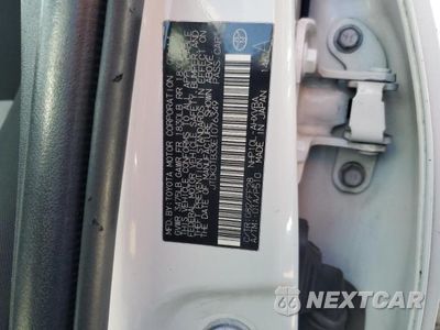 Zdjęcie 13 z 13 samochodu: 2014 TOYOTA PRIUS C VIN:JTDKDTB33E1076349 - miniatura