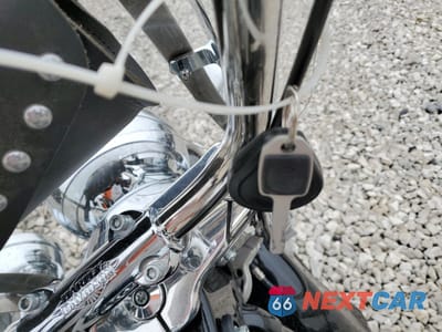Zdjęcie 8 z 10 samochodu: 2020 HARLEY-DAVIDSON FLHC VIN:1HD1YAJ14LB048117 - miniatura