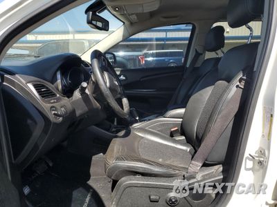 Zdjęcie 7 z 13 samochodu: 2017 DODGE JOURNEY CROSSROAD VIN:3C4PDCGG3HT518304 - miniatura
