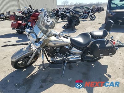 Trzecie zdjęcie samochodu z tyłu: 2006 YAMAHA XVS1100 A VIN:JYAVP11E56A083098 - miniatura