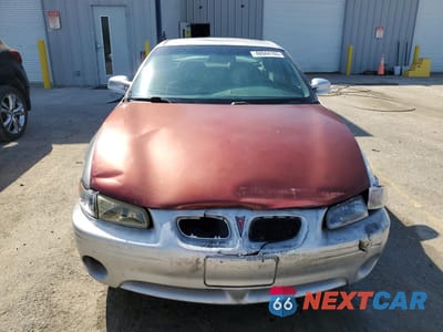 Piąte zdjęcie samochodu w środku: 2002 PONTIAC GRAND PRIX SE VIN:1G2WK52J22F115047 - miniatura