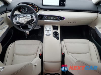 Zdjęcie 8 z 16 samochodu: 2025 GENESIS GV70 BASE VIN:5NMMADTB5SH021934 - miniatura