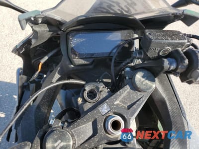 Zdjęcie 7 z 9 samochodu: 2023 HONDA CBR500 RA VIN:MLHPC625XP5400210 - miniatura