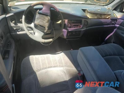 Zdjęcie 8 z 12 samochodu: 1999 BUICK CENTURY CUSTOM VIN:2G4WS52M9X1495875 - miniatura