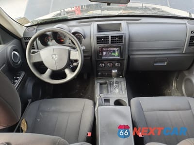 Zdjęcie 8 z 15 samochodu: 2011 DODGE NITRO HEAT VIN:1D4PT4GK2BW576387 - miniatura