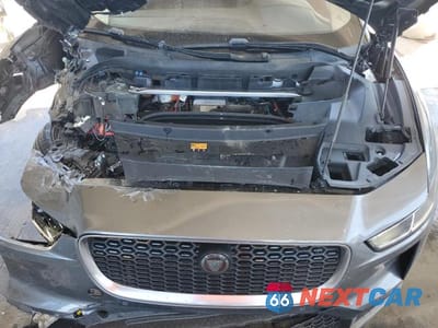 Zdjęcie 11 z 12 samochodu: 2020 JAGUAR I-PACE S VIN:SADHB2S18L1F85320 - miniatura