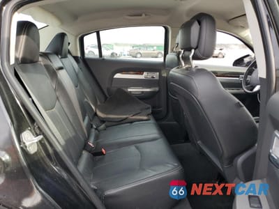 Zdjęcie 10 z 12 samochodu: 2010 CHRYSLER SEBRING LIMITED VIN:1C3CC5FV3AN208774 - miniatura