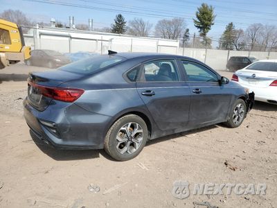 Trzecie zdjęcie samochodu z tyłu: 2020 KIA FORTE FE VIN:3KPF24AD4LE206902 - miniatura
