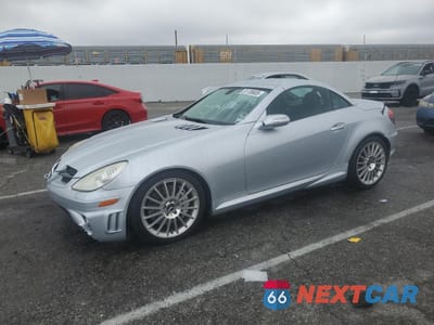 2006 MERCEDES-BENZ SLK 55 AMG WDBWK73F16F084525 - główne zdjęcie licytacji z USA - miniatura
