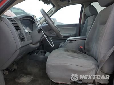 Zdjęcie 7 z 14 samochodu: 2005 DODGE DAKOTA QUAD SLT VIN:1D7HW48N45S271542 - miniatura