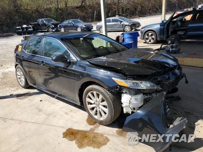 Czwarte zdjęcie samochodu z boku: 2018 TOYOTA CAMRY L VIN:4T1B11HK3JU505926 - miniatura