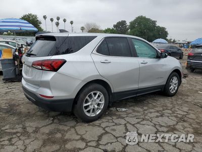 Trzecie zdjęcie samochodu z tyłu: 2022 CHEVROLET EQUINOX LT VIN:2GNAXTEV1N6107621 - miniatura