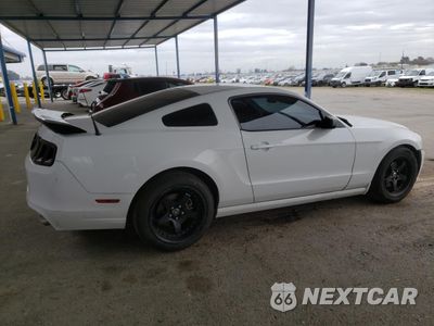 Trzecie zdjęcie samochodu z tyłu: 2014 FORD MUSTANG VIN:1ZVBP8AM6E5261225 - miniatura