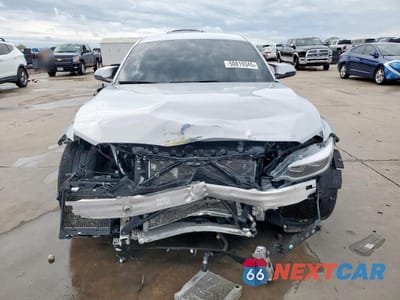 Piąte zdjęcie samochodu w środku: 2020 BMW M2 COMPETITION VIN:WBS2U7C02L7D97896 - miniatura