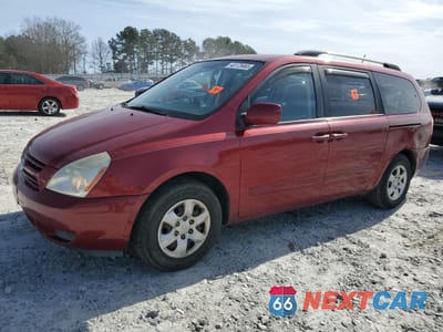 2009 KIA SEDONA EX KNDMB233296313588 - główne zdjęcie licytacji z USA - miniatura