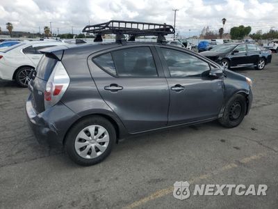 Trzecie zdjęcie samochodu z tyłu: 2014 TOYOTA PRIUS C VIN:JTDKDTB34E1083858 - miniatura