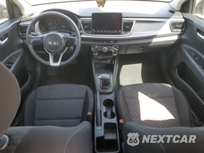 Zdjęcie 8 z 12 samochodu: 2021 KIA RIO LX VIN:3KPA24AD1ME378848 - miniatura