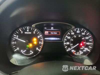 Zdjęcie 9 z 12 samochodu: 2016 NISSAN ALTIMA 2.5 VIN:1N4AL3AP1GN338051 - miniatura