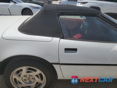 Zdjęcie 10 z 12 samochodu: 1990 CHEVROLET CORVETTE VIN:1G1YY3388L5114407 - miniatura