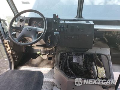 Zdjęcie 8 z 13 samochodu: 2020 FREIGHTLINER CHASSIS M LINE WALK-IN VAN VIN:4UZAC2EA2LCLZ6200 - miniatura