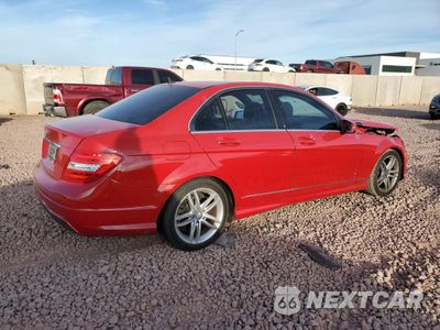 Trzecie zdjęcie samochodu z tyłu: 2013 MERCEDES-BENZ C 250 VIN:WDDGF4HB9DA795095 - miniatura