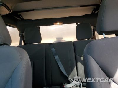 Zdjęcie 10 z 15 samochodu: 2016 JEEP WRANGLER UNLIMITED SPORT VIN:1C4BJWDG7GL268939 - miniatura