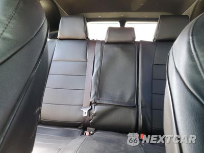 Zdjęcie 10 z 15 samochodu: 2019 TOYOTA RAV4 XSE VIN:JTMEWRFVXKD516342 - miniatura