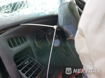 Zdjęcie 9 z 14 samochodu: 2005 MAZDA TRIBUTE S VIN:4F2CZ04195KM10622 - miniatura