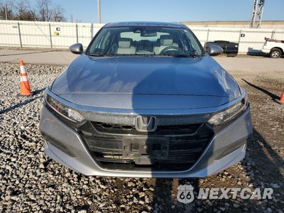 Piąte zdjęcie samochodu w środku: 2018 HONDA ACCORD LX VIN:1HGCV1F1XJA141577 - miniatura