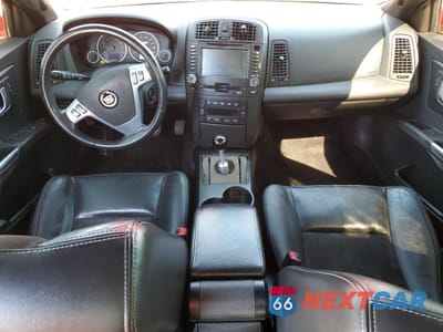 Zdjęcie 8 z 14 samochodu: 2005 CADILLAC CTS-V VIN:1G6DN56S250166040 - miniatura