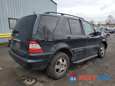 Trzecie zdjęcie samochodu z tyłu: 2003 MERCEDES-BENZ ML 320 VIN:4JGAB54E63A376729 - miniatura